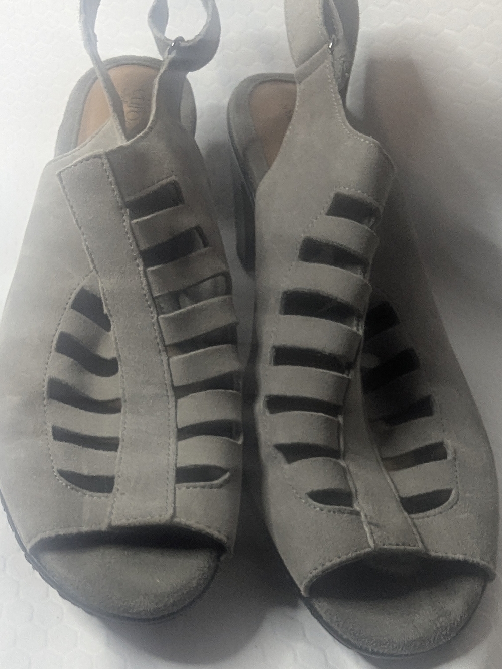 Women's Open-Toe Cutout Slingback Sandals - Gray